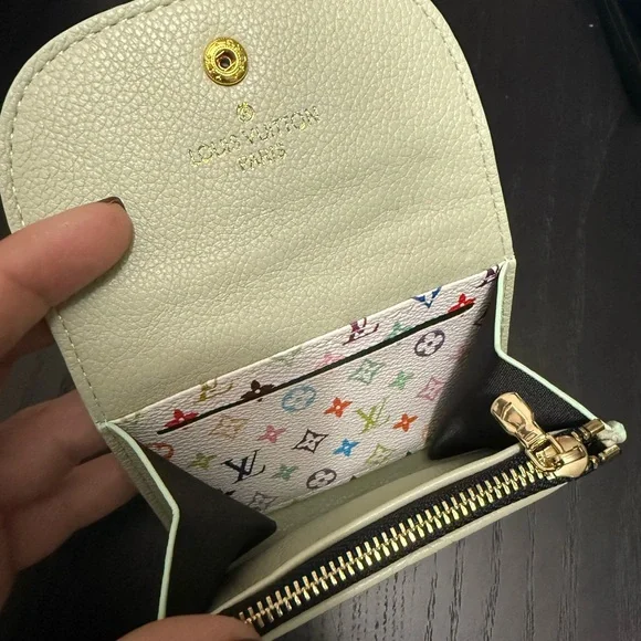 LV Mint Green Card Wallet - Picture 6 of 10